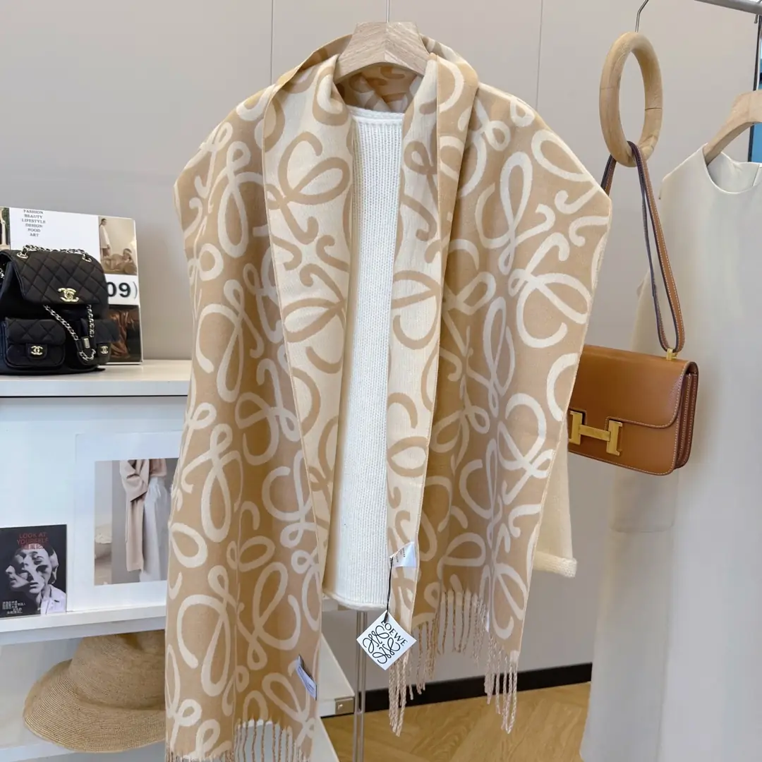 5856-28.8$-LOEWE gallery