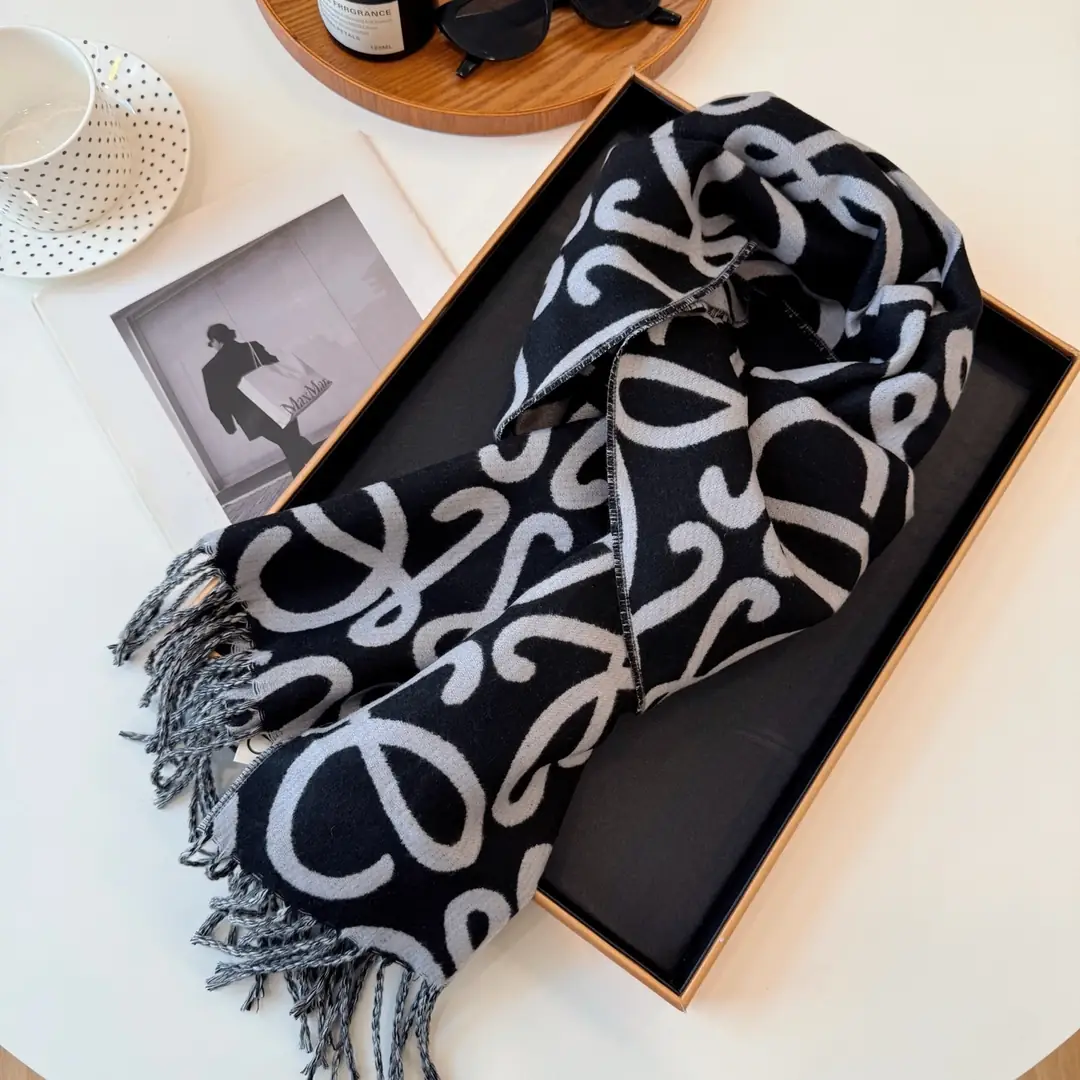 5856-28.8$-LOEWE gallery