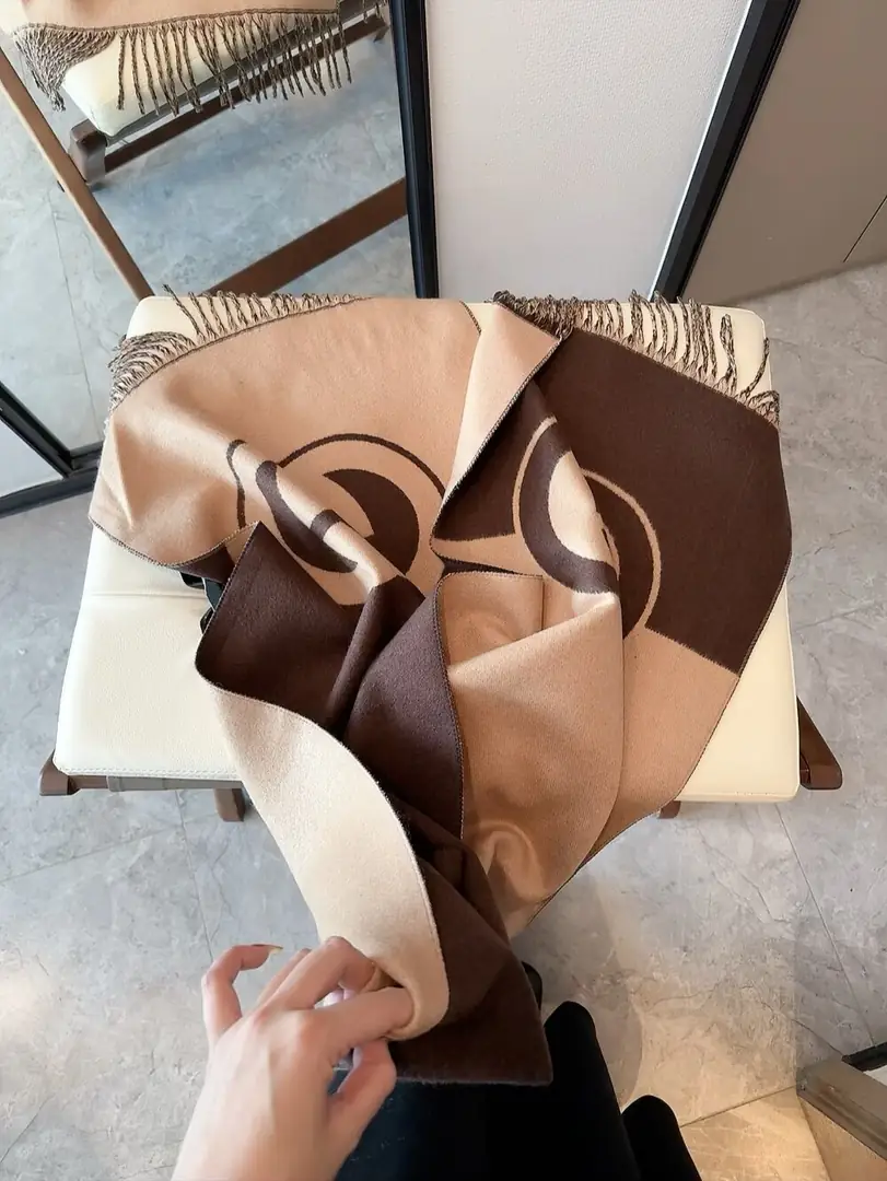 5857-28.8$-gucci gallery