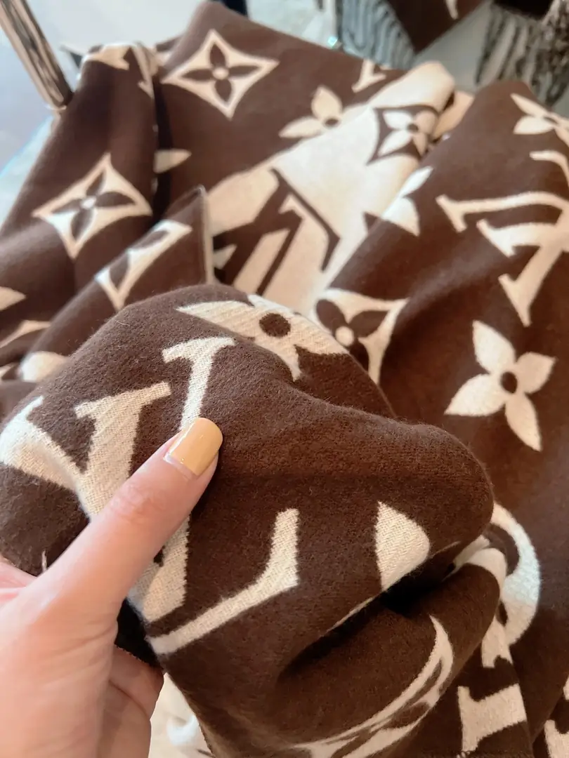 5858-28.8$-LV gallery