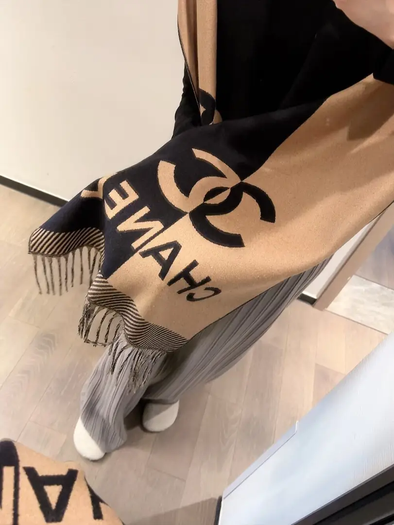 5860-28.8$-chanel gallery