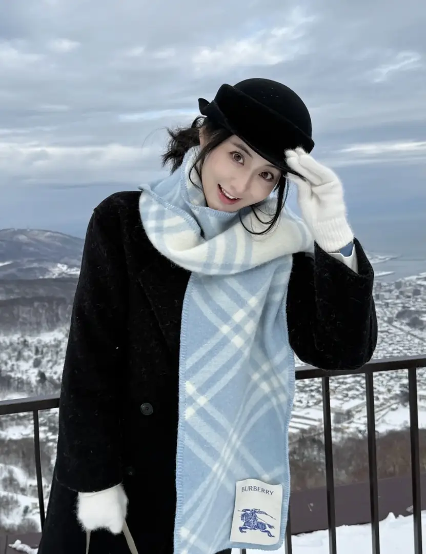 5863-28.8$-Burberry gallery