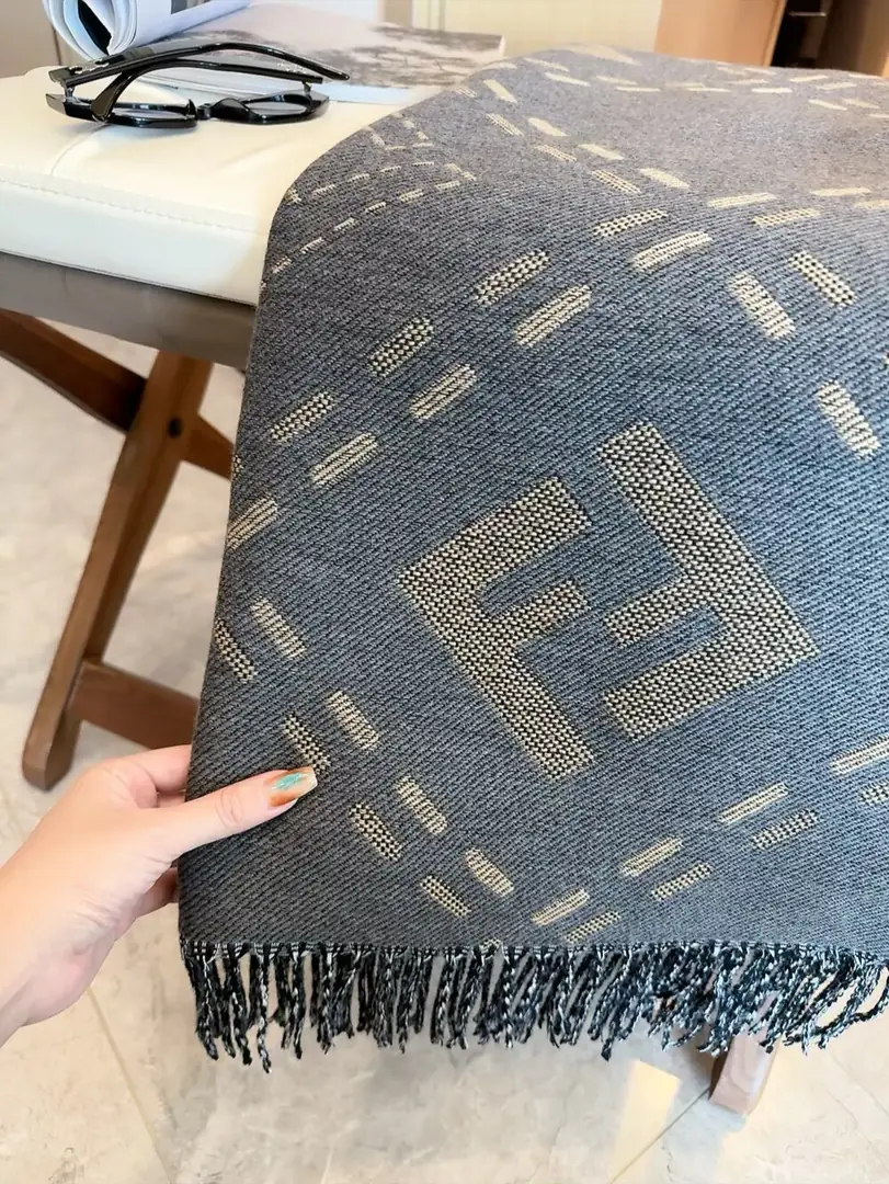 5871-28.8$-FENDI gallery