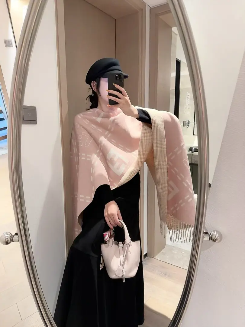 5871-28.8$-FENDI gallery