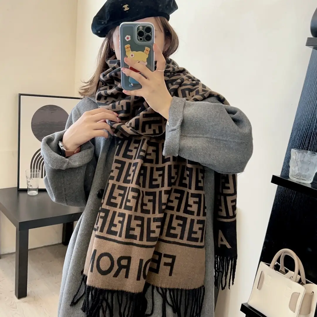 5872-28.8$-FENDI gallery