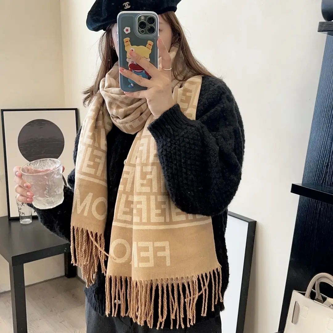 5872-28.8$-FENDI gallery