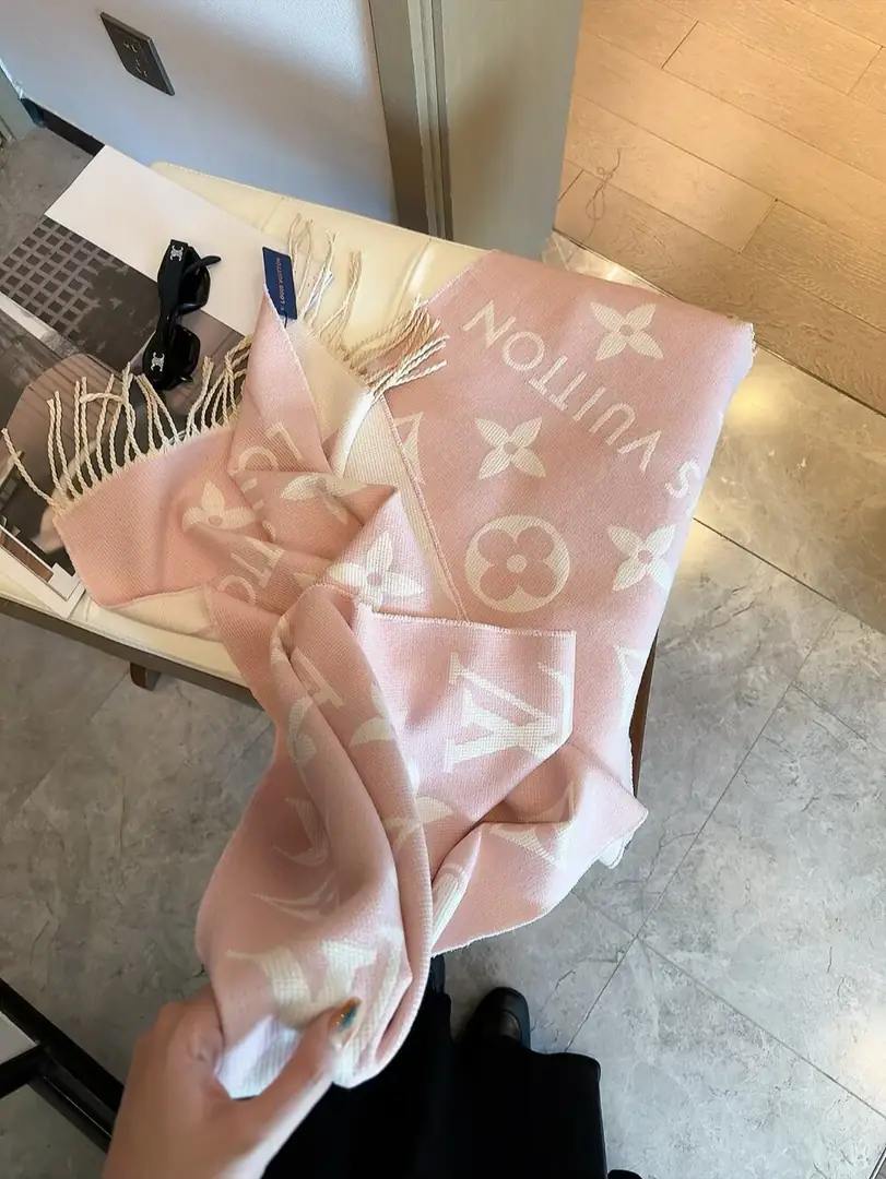 5874-28.8$-LV gallery