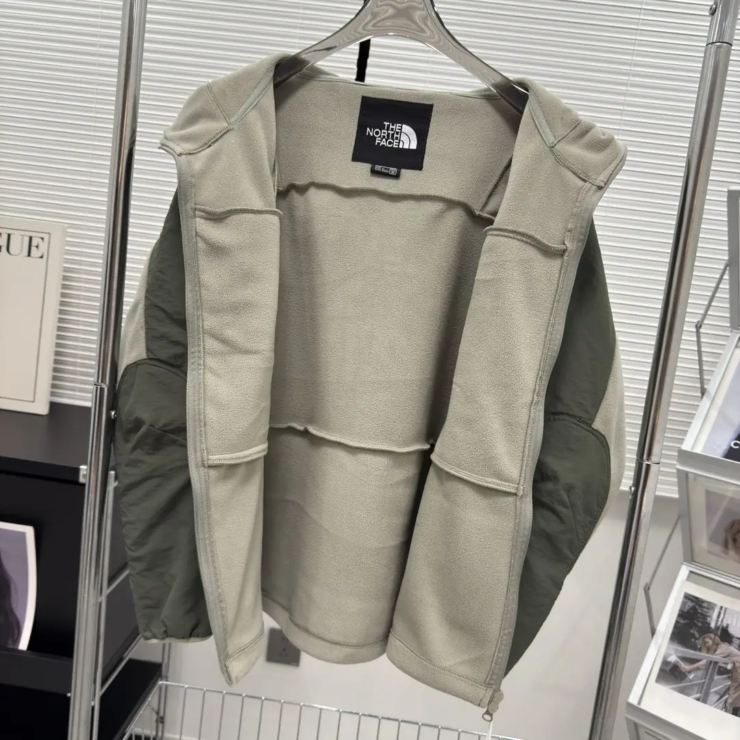 5909-55$-The North Face gallery