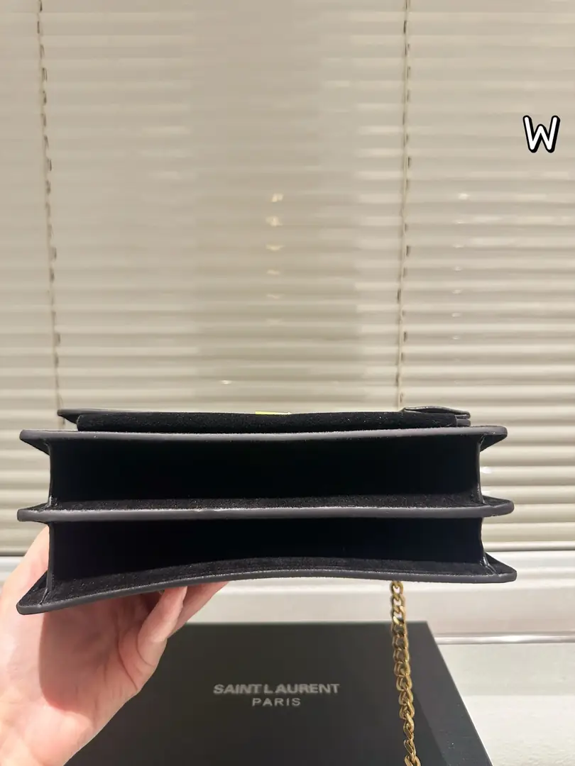 5915-63$-ysl gallery