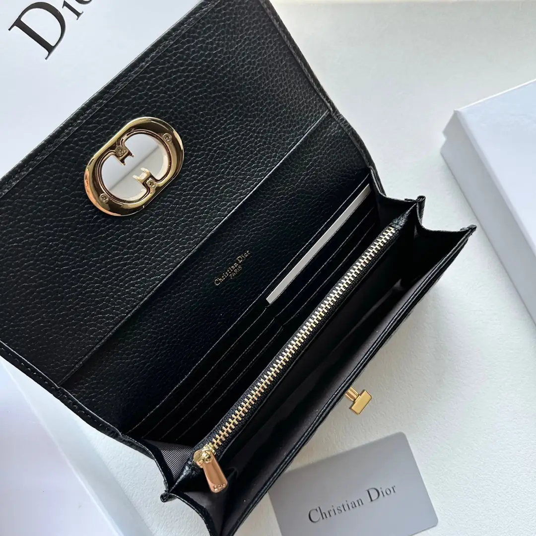 5918-49.9$-dior gallery