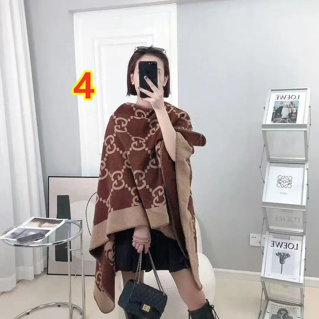 5945-45.8$-fendi gallery