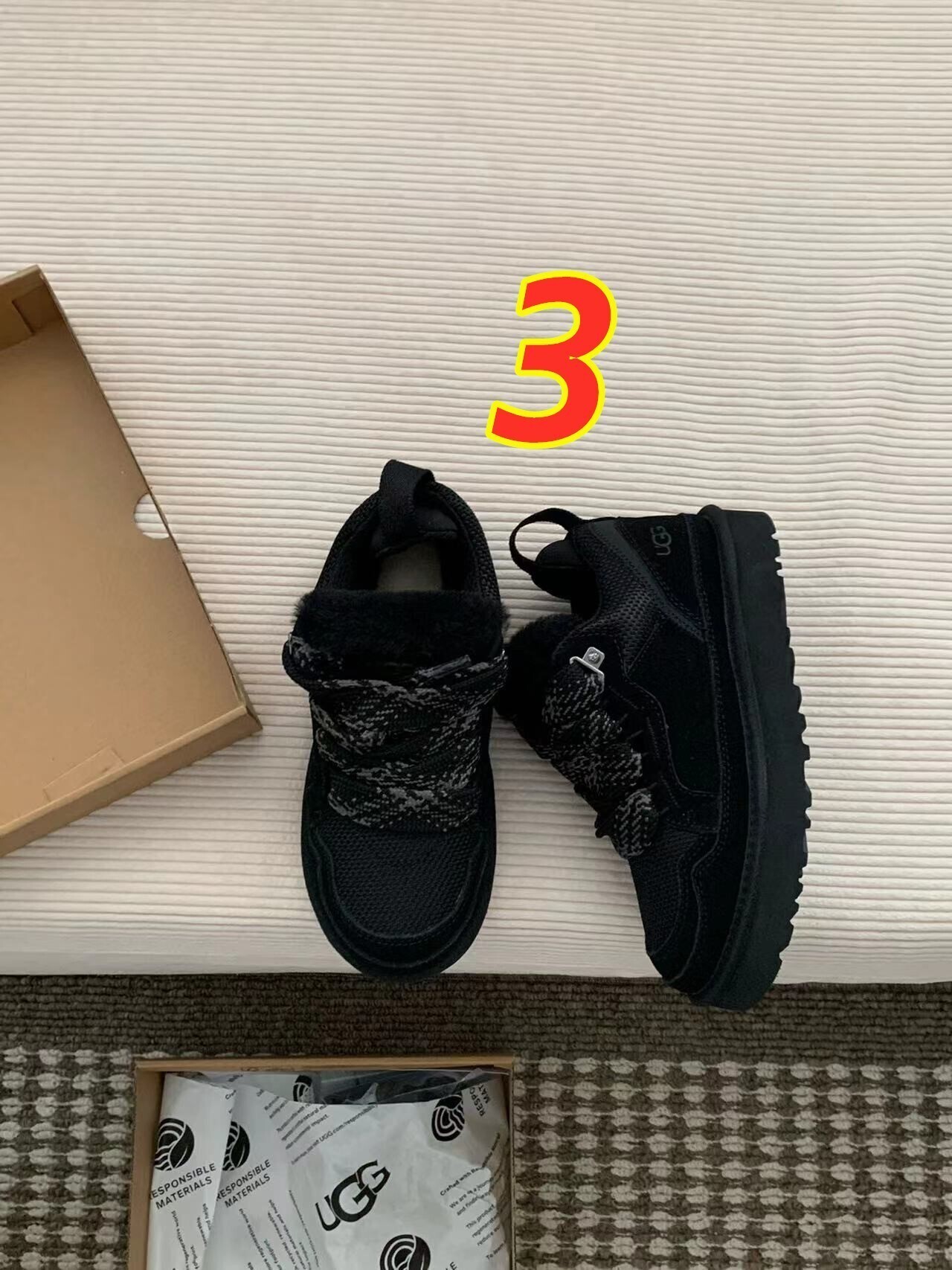 5969-85$-UGG gallery