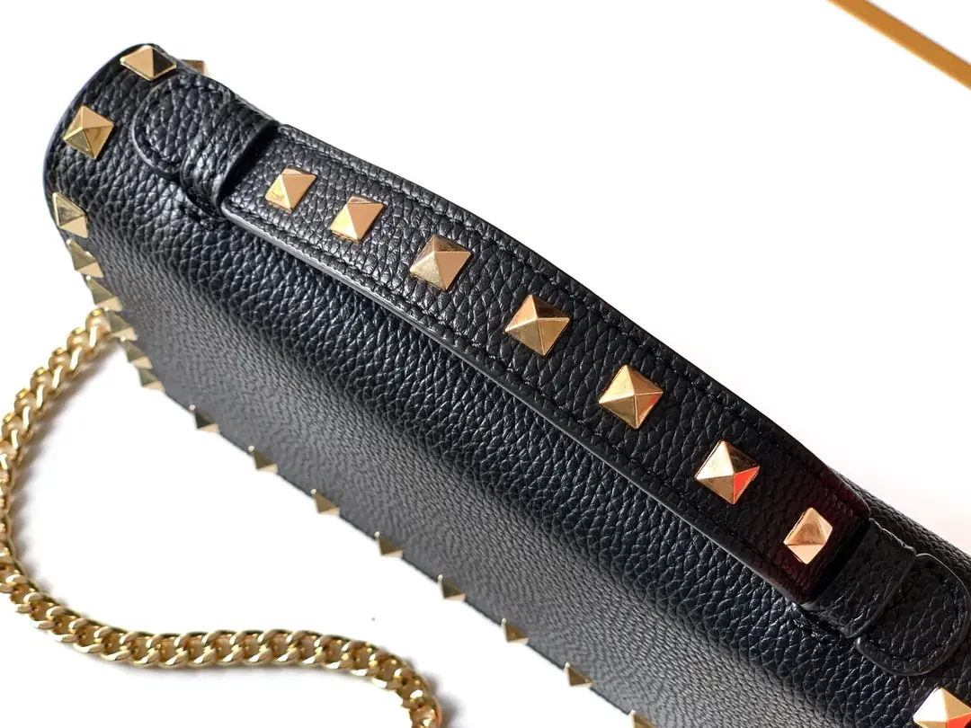 6022-85$-Valentino gallery