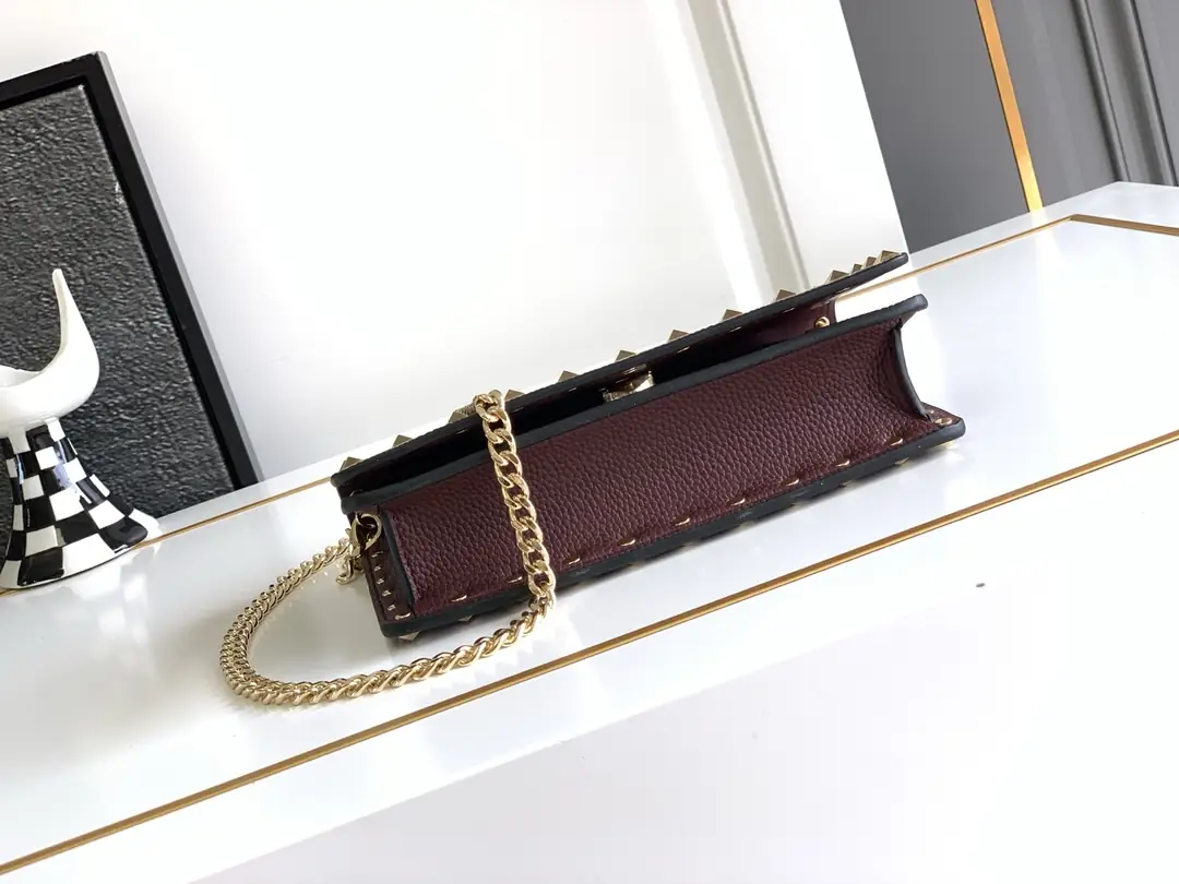 6022-85$-Valentino gallery