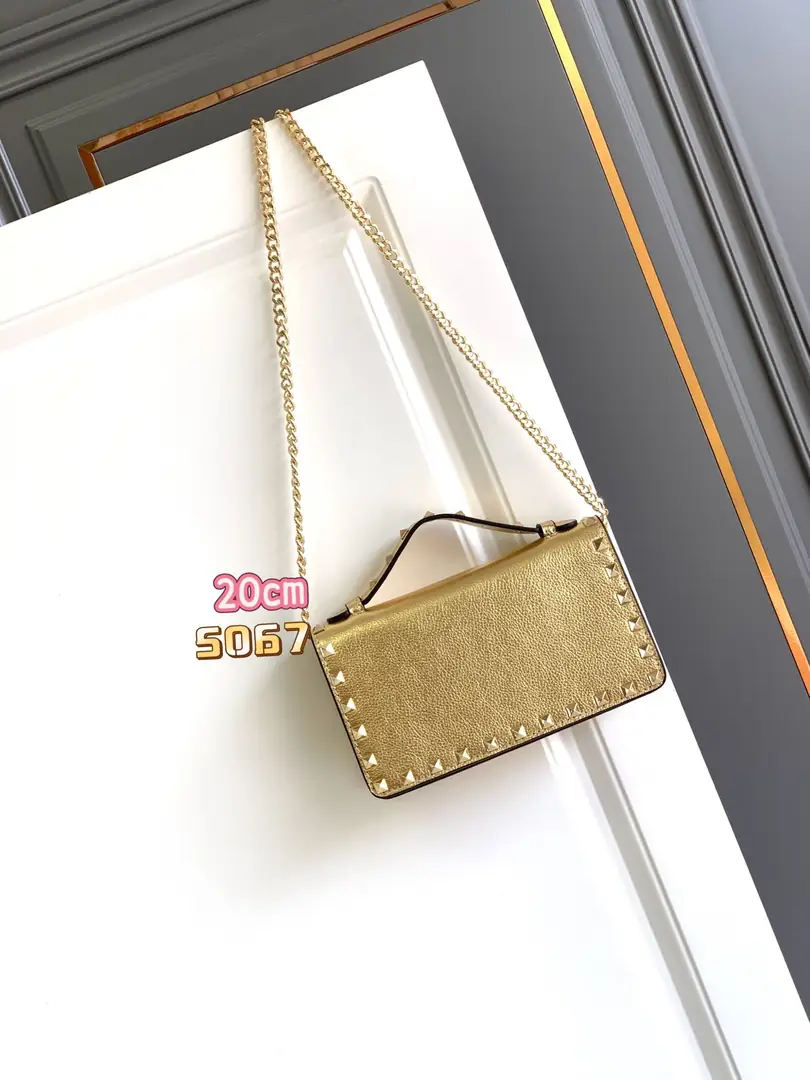 6022-85$-Valentino gallery