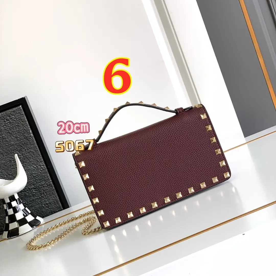 6022-85$-Valentino gallery