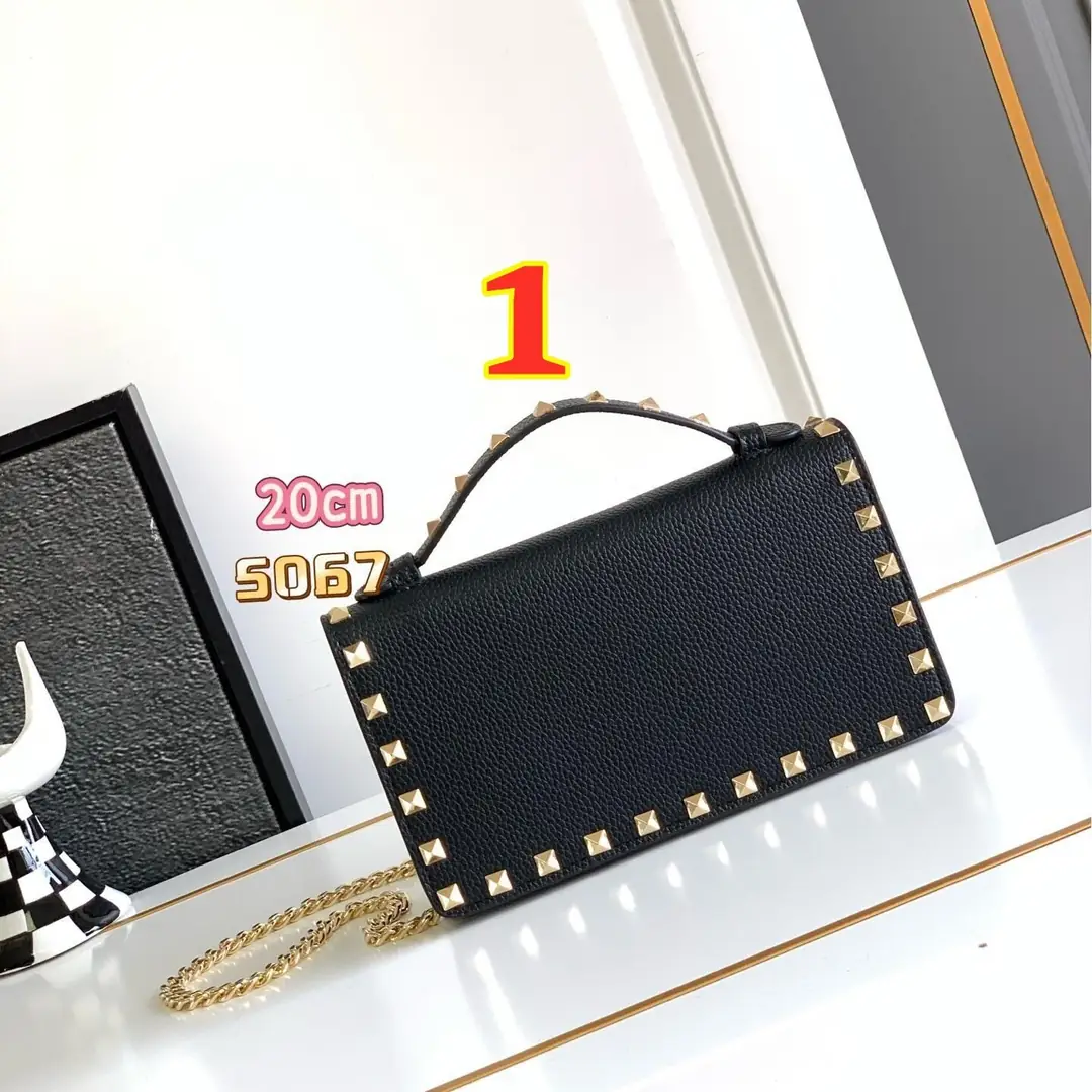 6022-85$-Valentino gallery