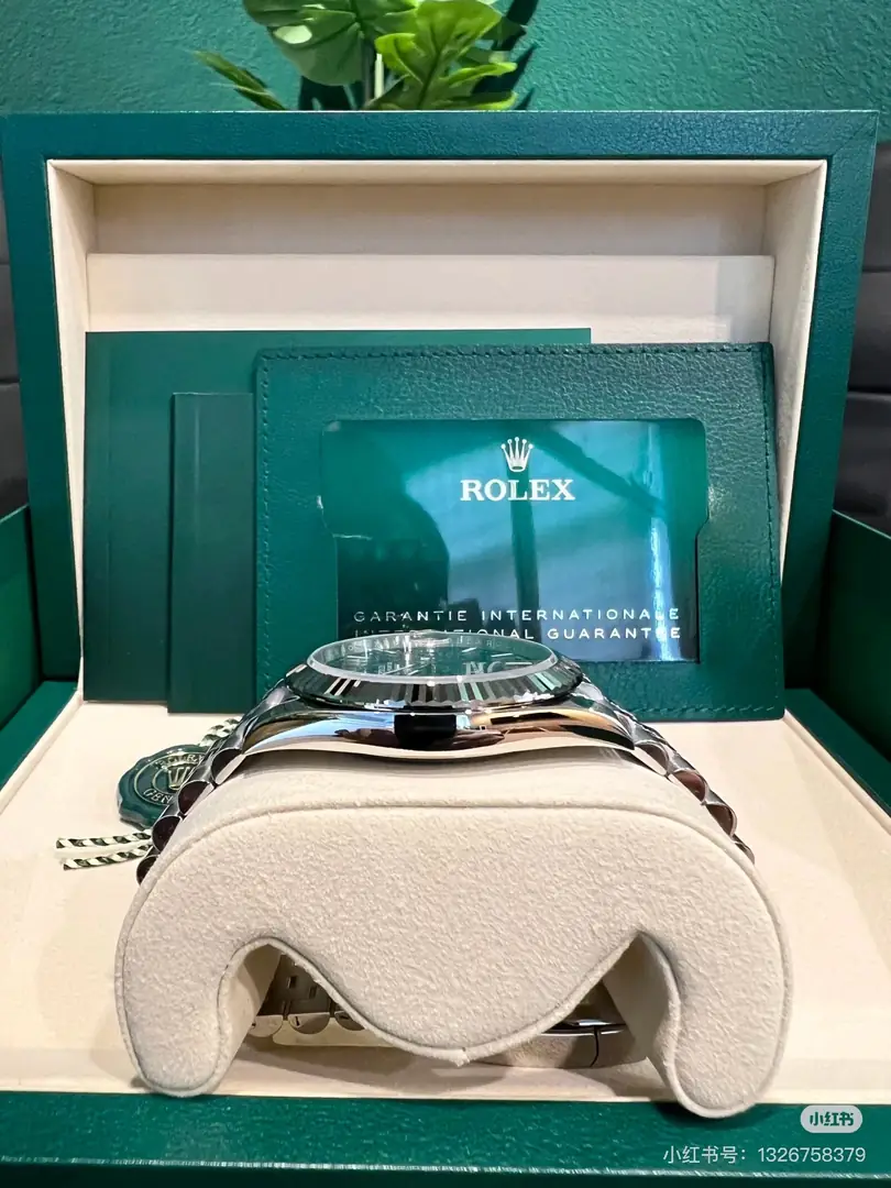 6040-79.9$-Rolex gallery