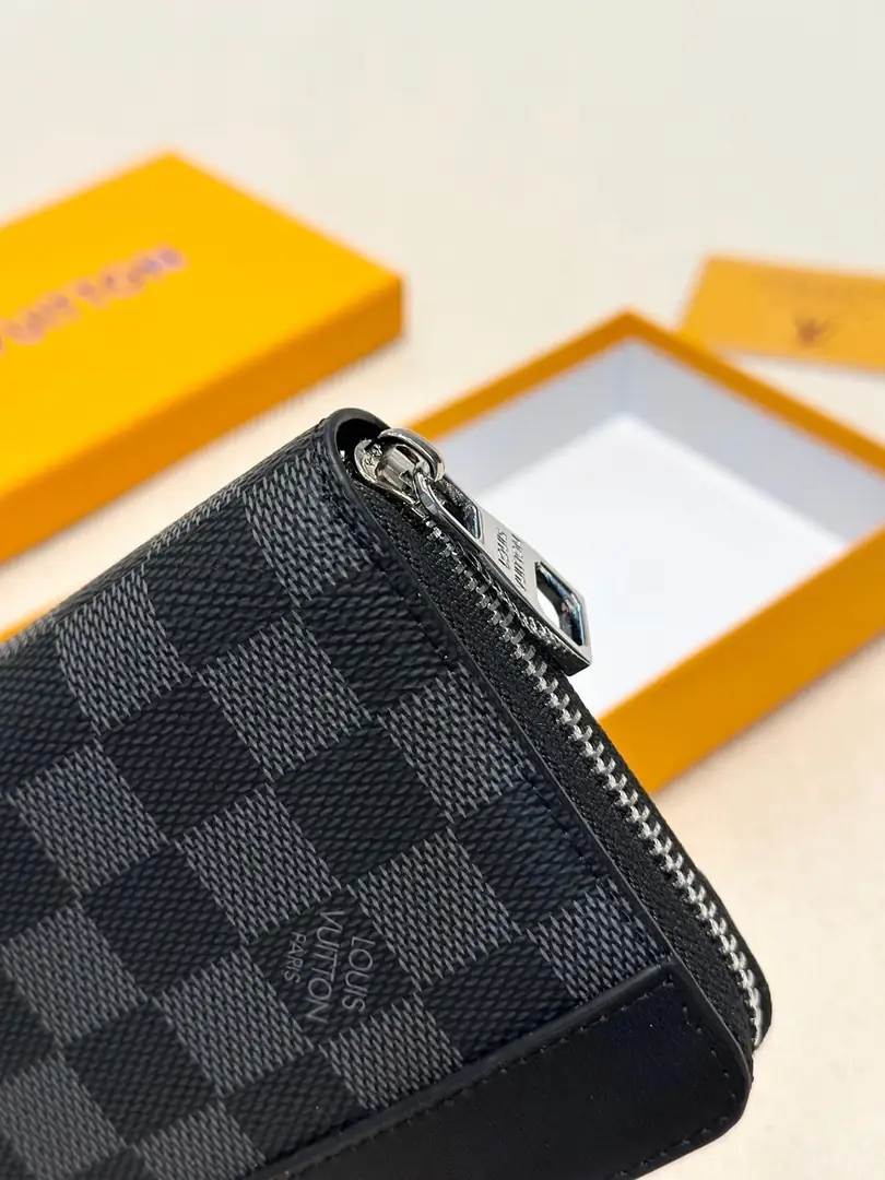 6051-48.8$-LV gallery