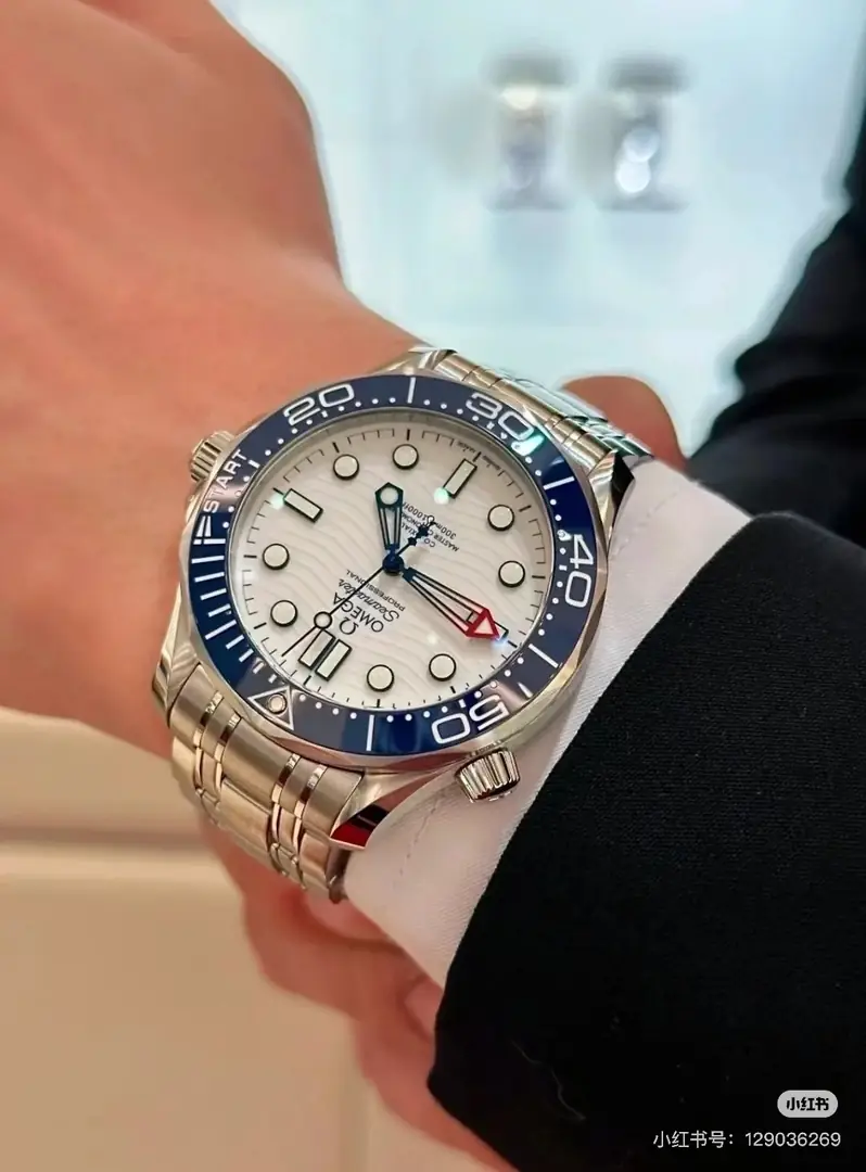 6054-99$-Omega gallery