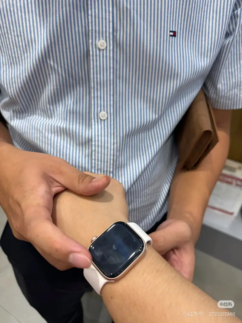 6080-69.99$-Apple Watch-S11 gallery