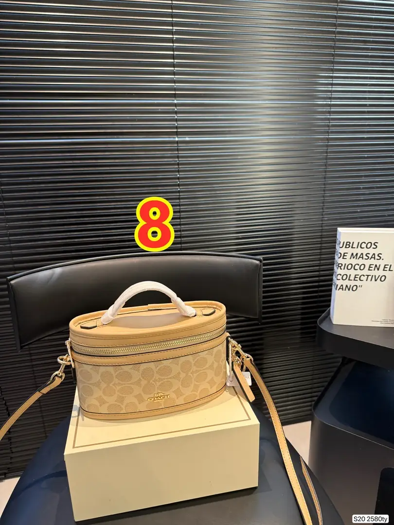 6085-59.8$-COACH gallery