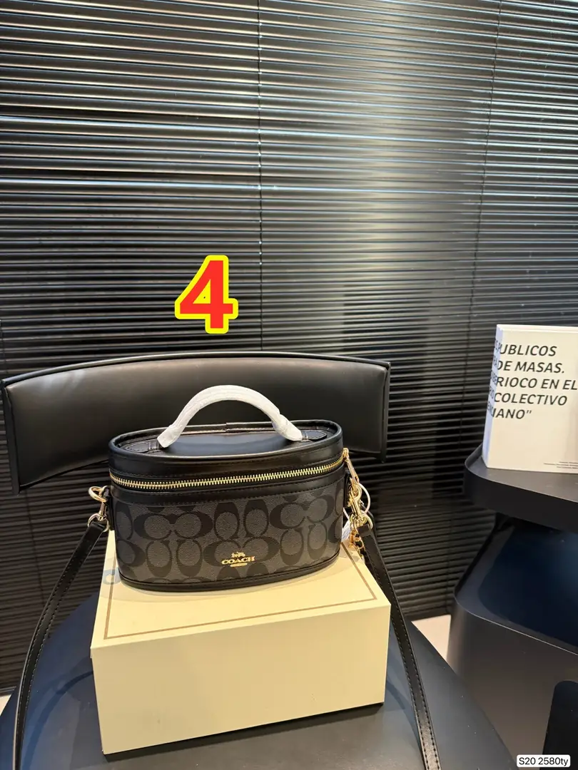 6085-59.8$-COACH gallery