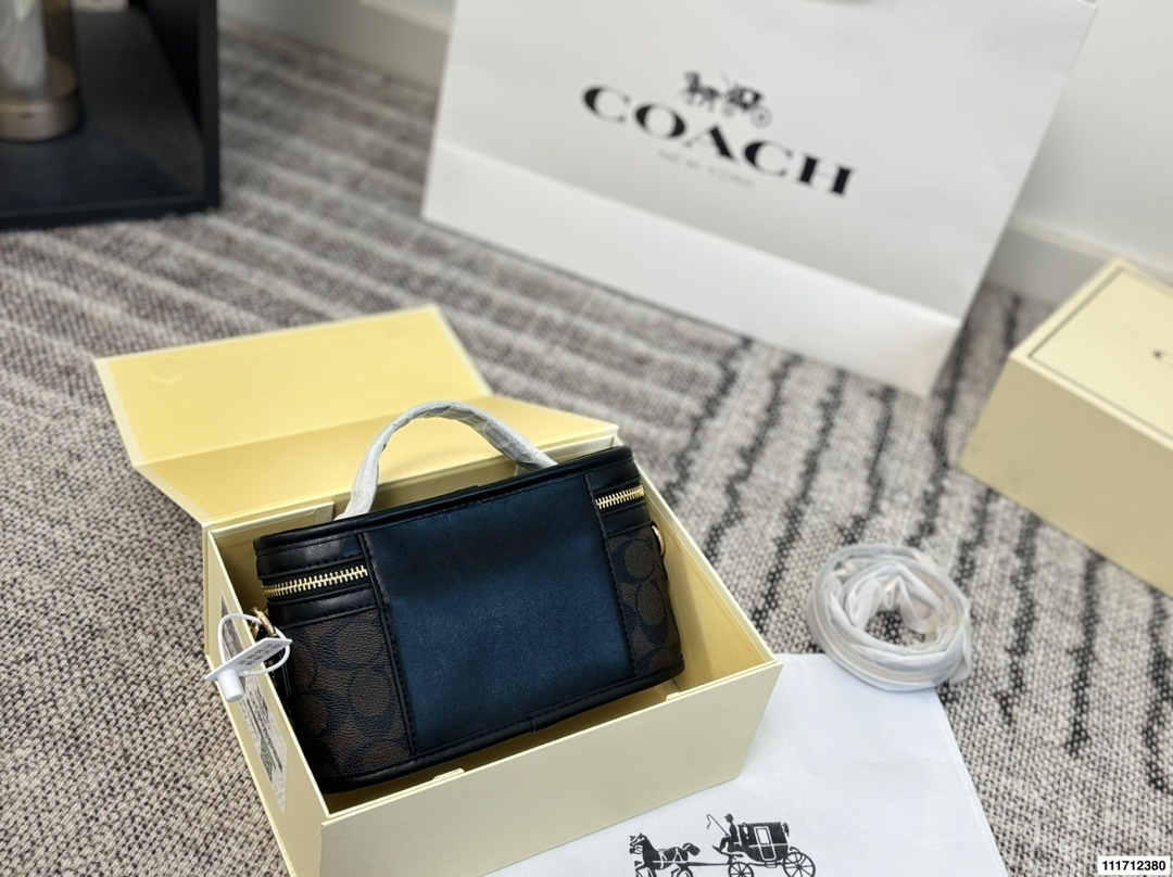 6086-59.8$-COACH gallery