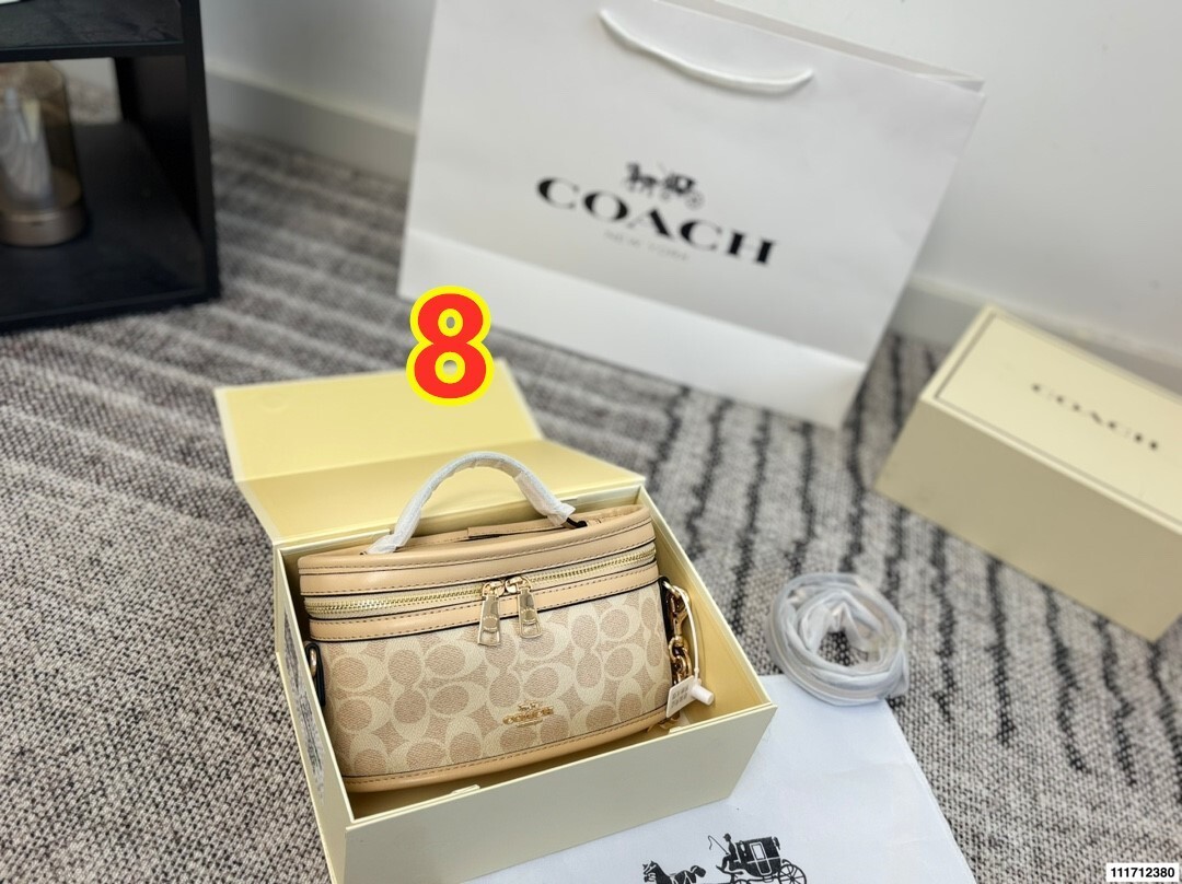 6086-59.8$-COACH gallery