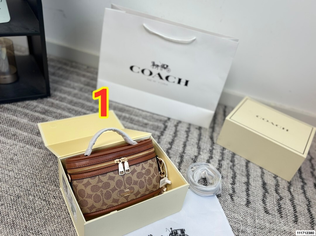 6086-59.8$-COACH gallery