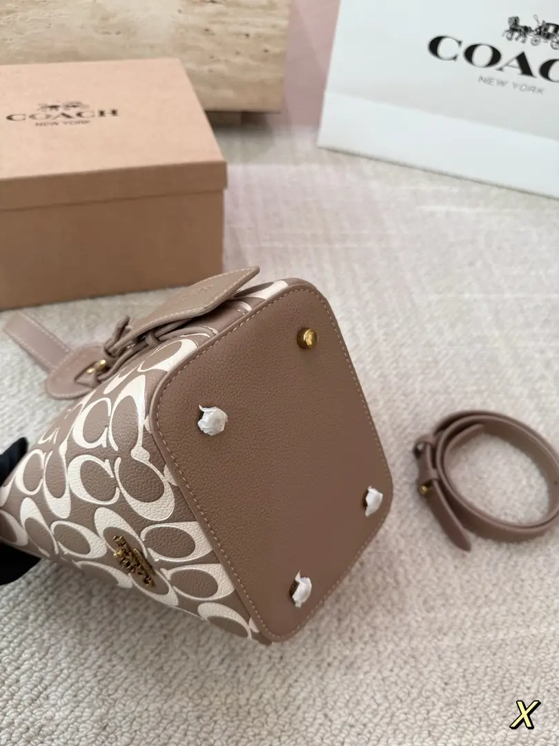 6089-58$-coach gallery