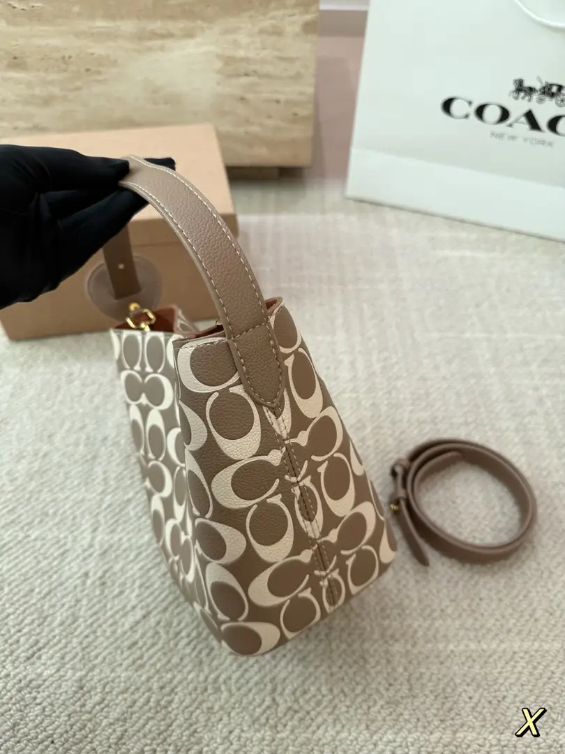 6089-58$-coach gallery