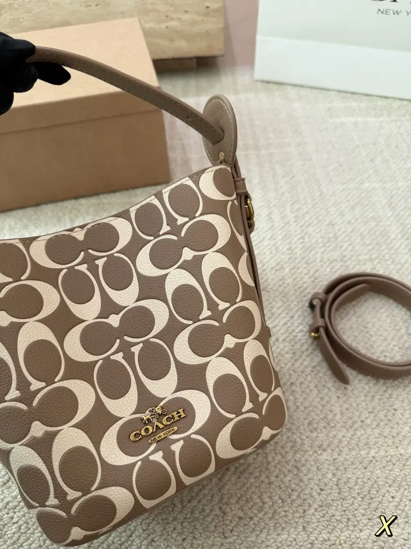 6089-58$-coach gallery