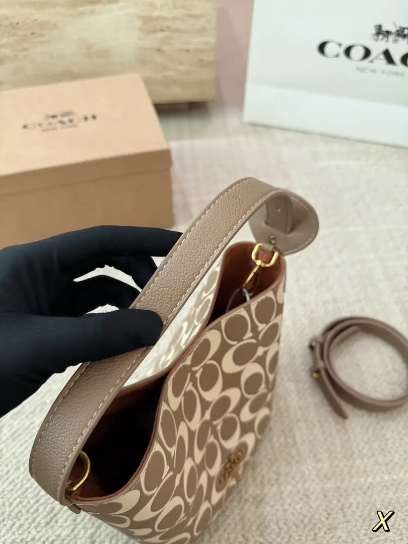 6089-58$-coach gallery