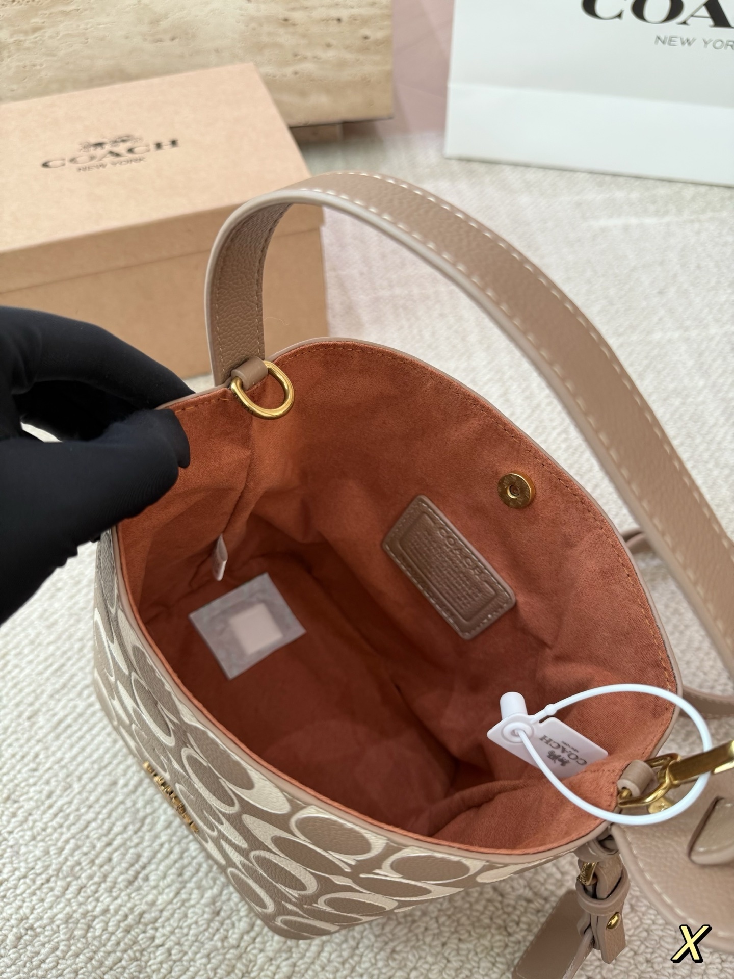 6089-58$-coach gallery