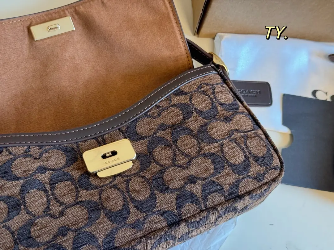 6090-65$-coach gallery