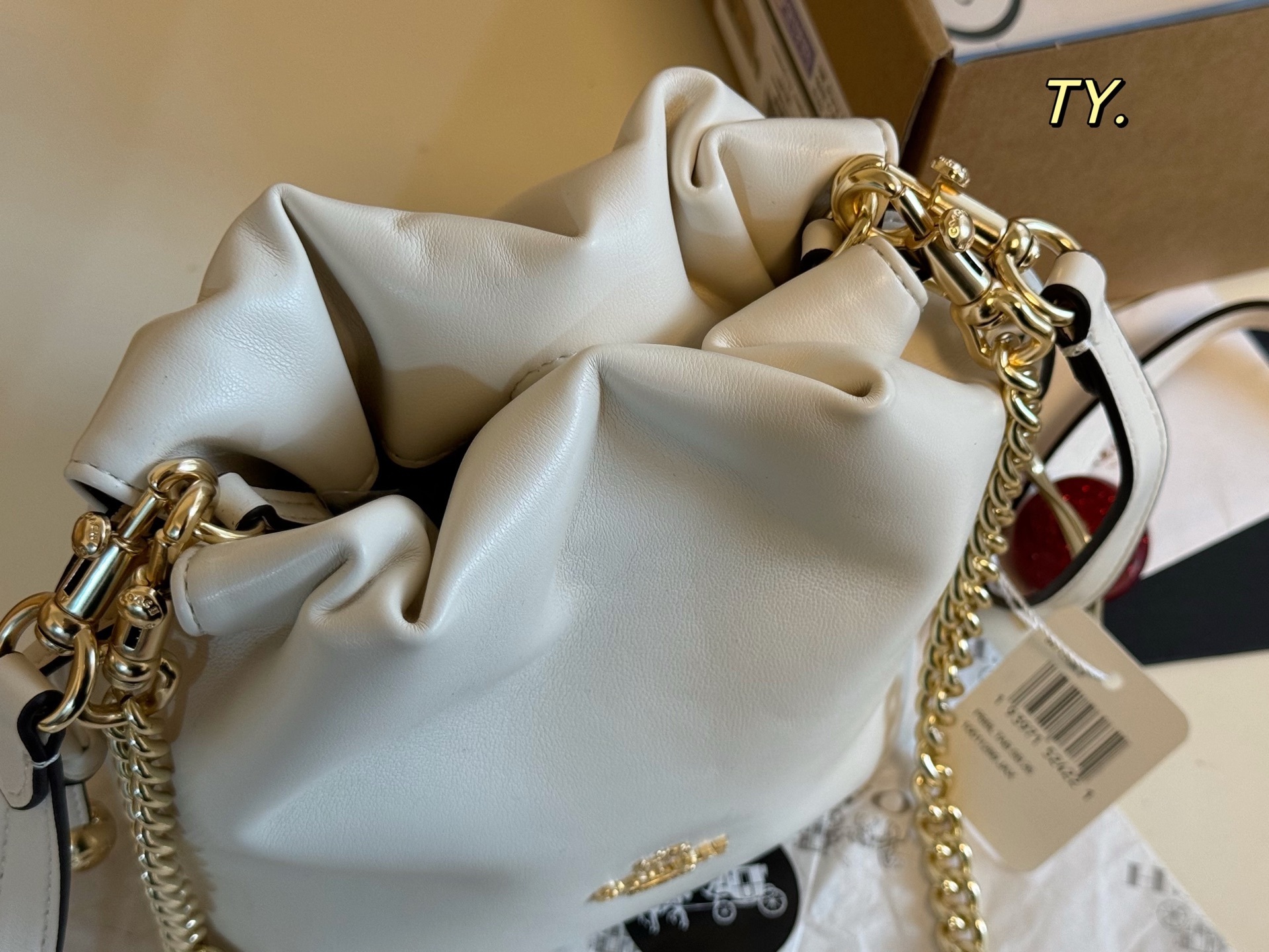 6094-59.9$-coach gallery