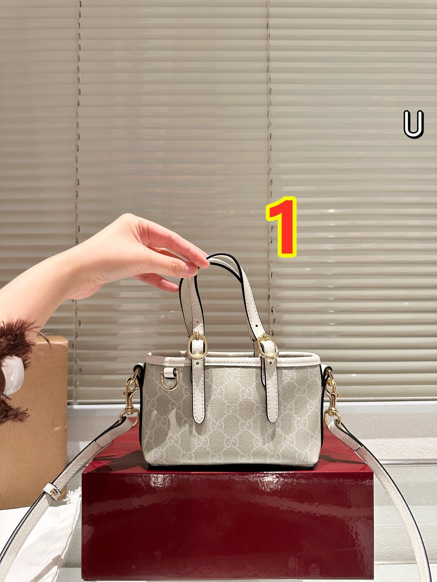 6095-66$-GUCCI gallery