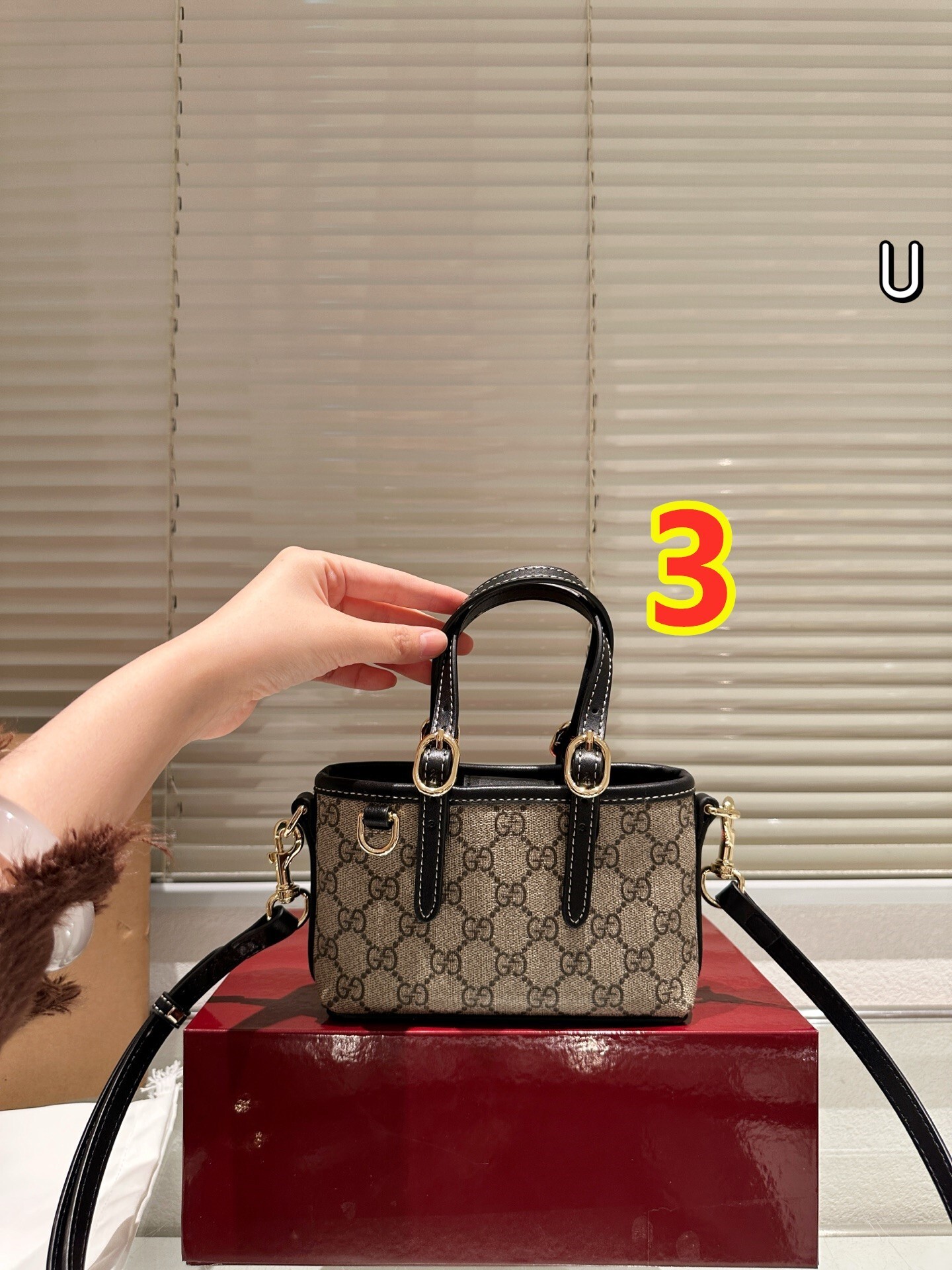 6095-66$-GUCCI gallery