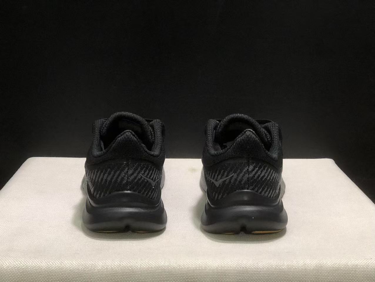 6100-62.88$-HOKA gallery