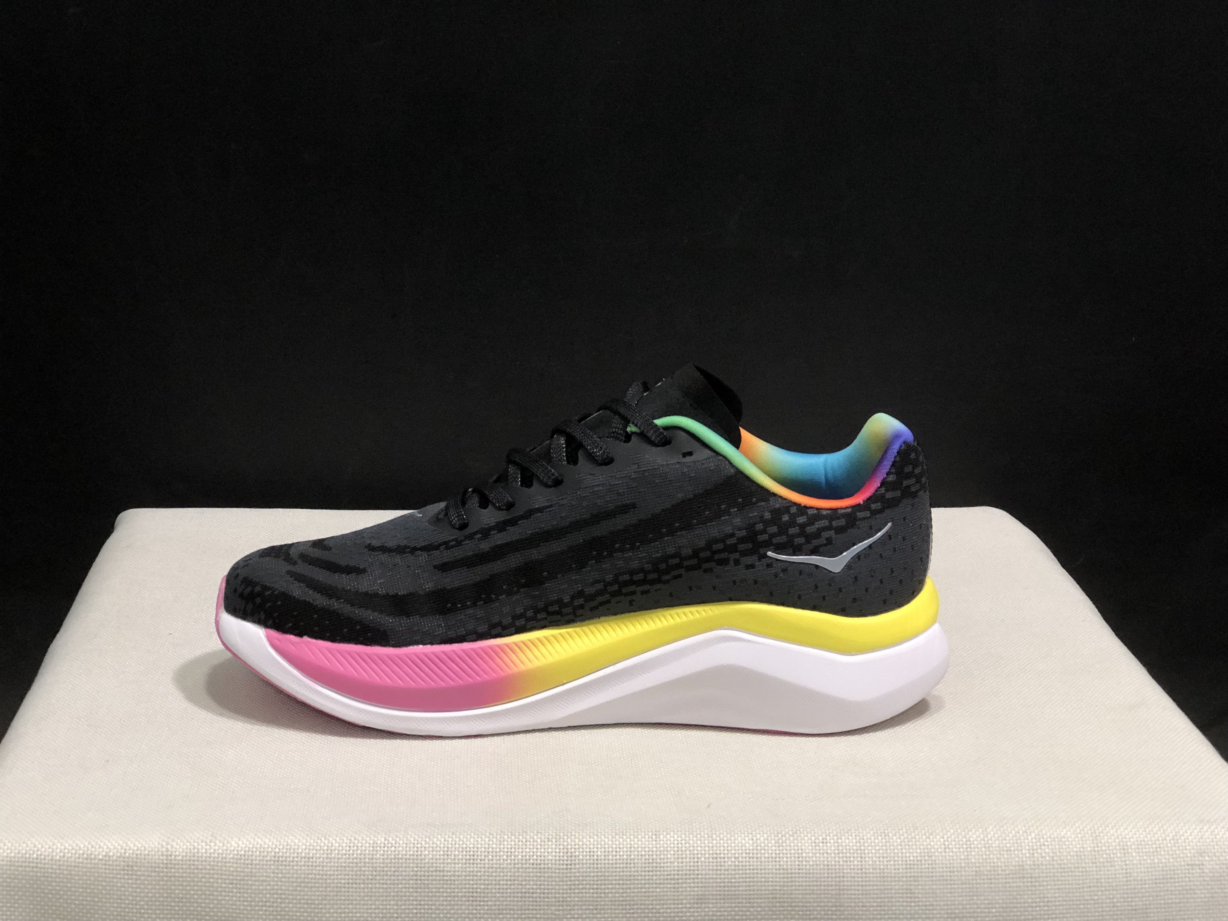 6102-62.88$-HOKA gallery