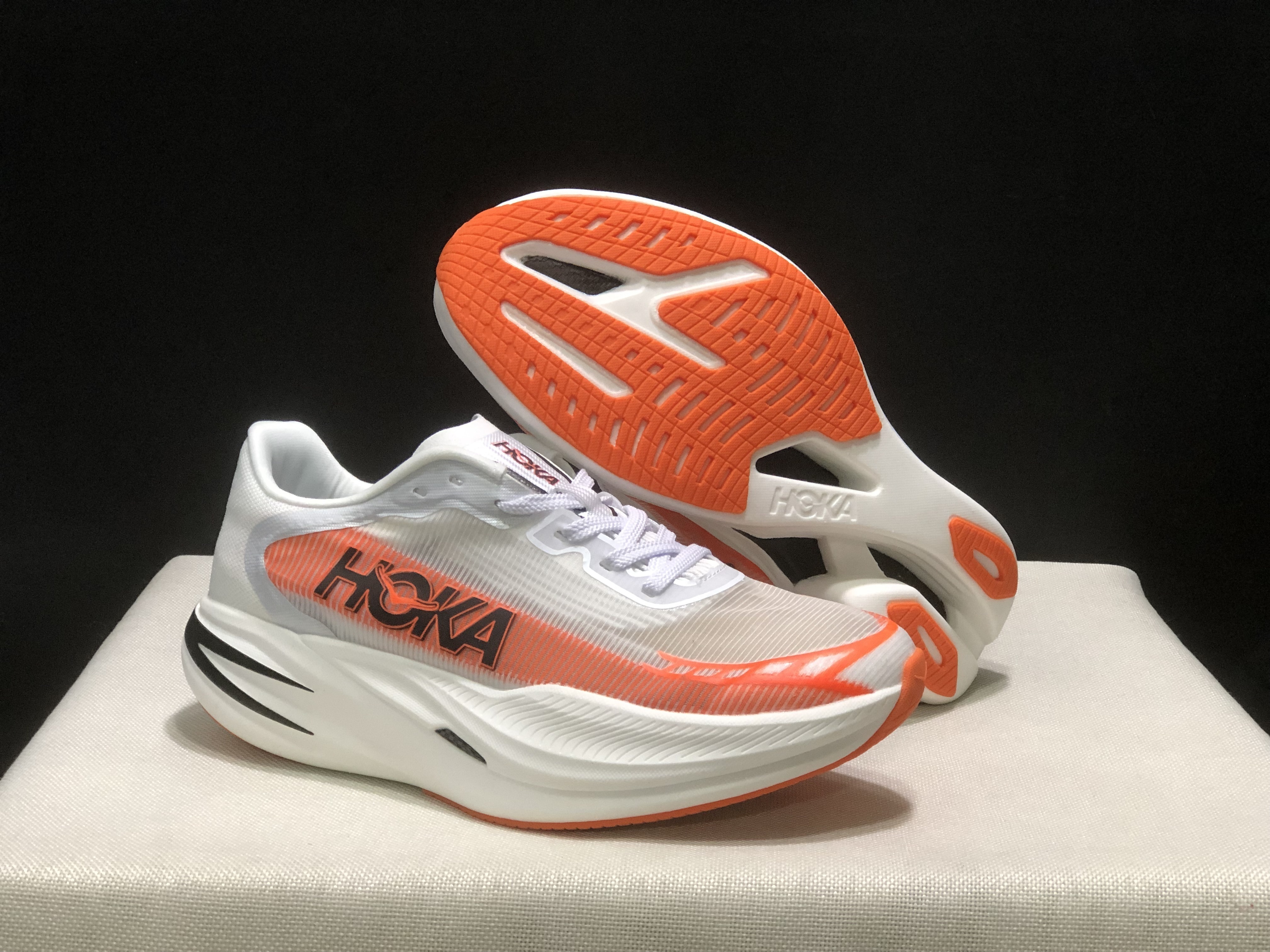 6102-62.88$-HOKA gallery