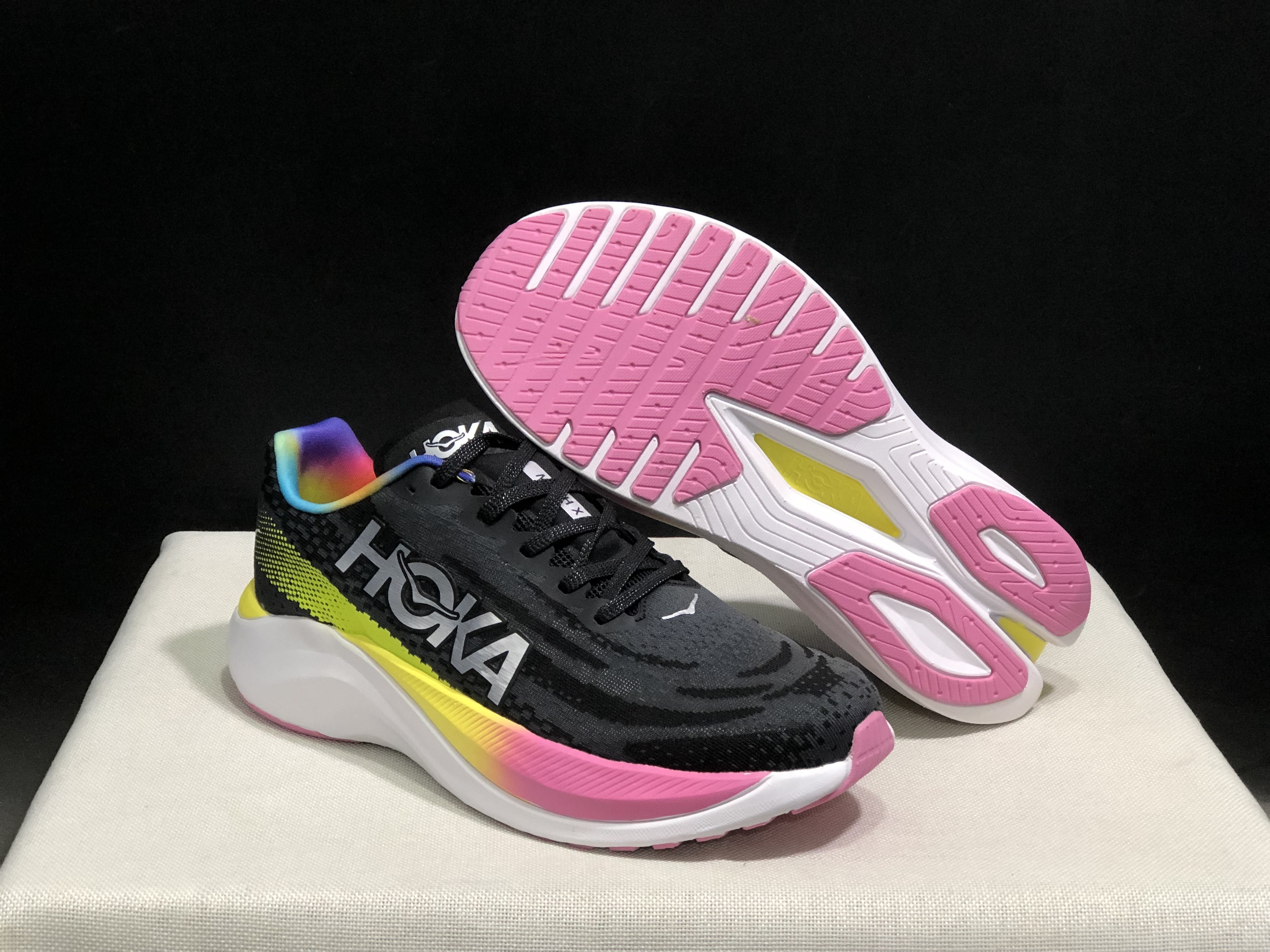 6102-62.88$-HOKA gallery