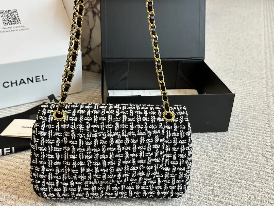 6121-65$-chanel gallery