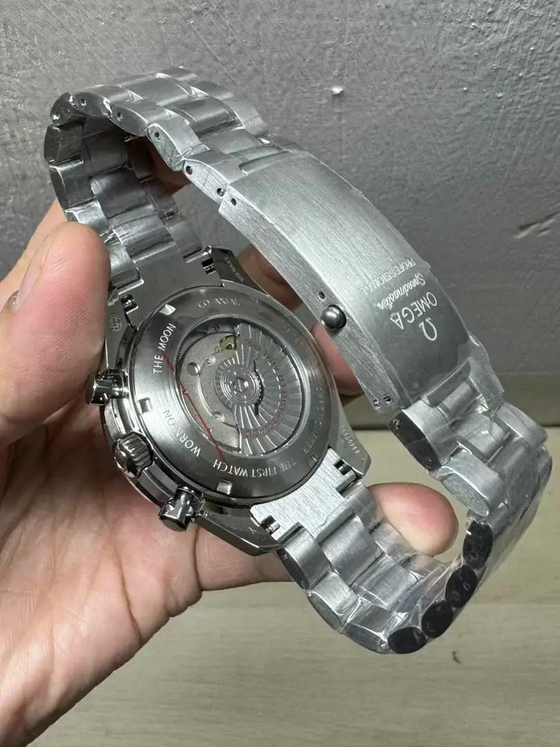 6122-125$-Omega gallery