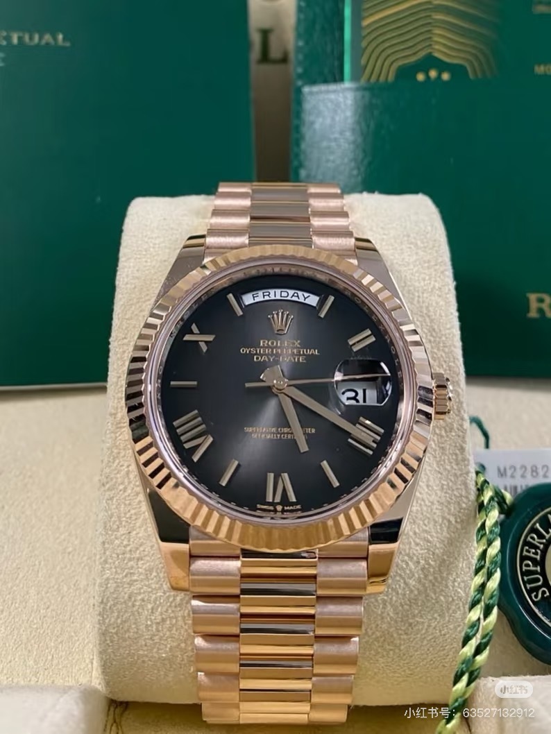 6124-94.66$-Rolex--Rose gold gallery