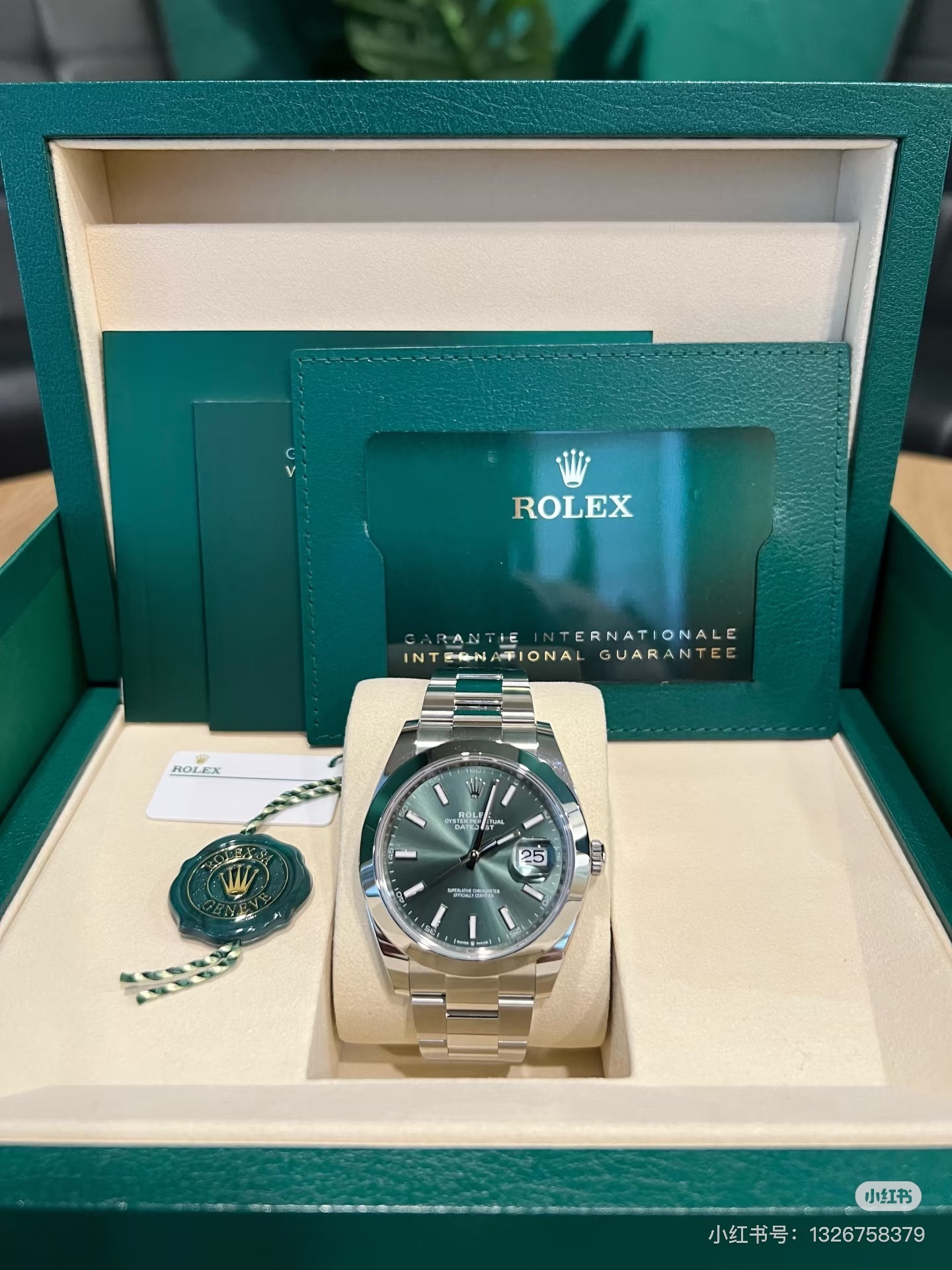 6128-88.8$--Rolex gallery