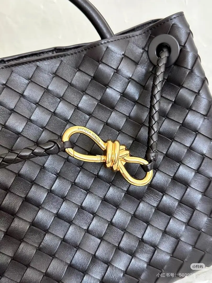 6129-89.9$-BV gallery