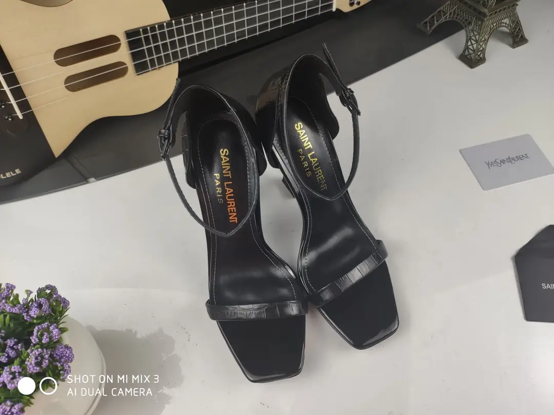 XX2944-460-65.7$-Whit box gallery