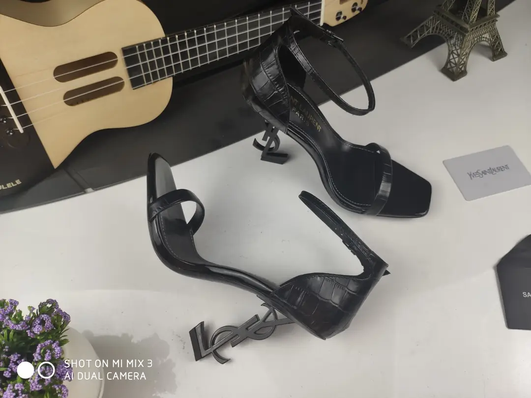 XX2944-460-65.7$-Whit box gallery